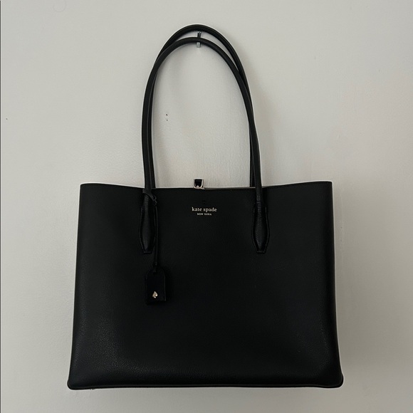 kate spade Handbags - Kate Spade Classic Black Tote